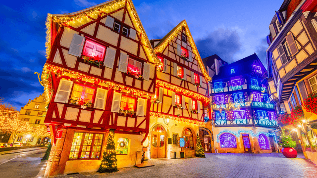 The top 5 places to celebrate New Year's 2023 for group travellers: Europe edition!